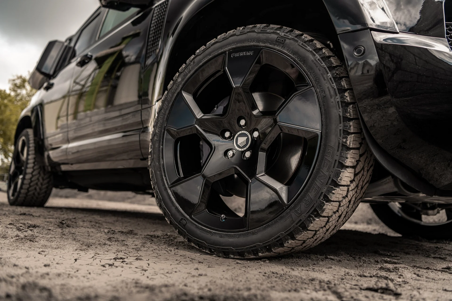Velg Defender Heritage Customs 5x 22" Supersonic - Satin Black