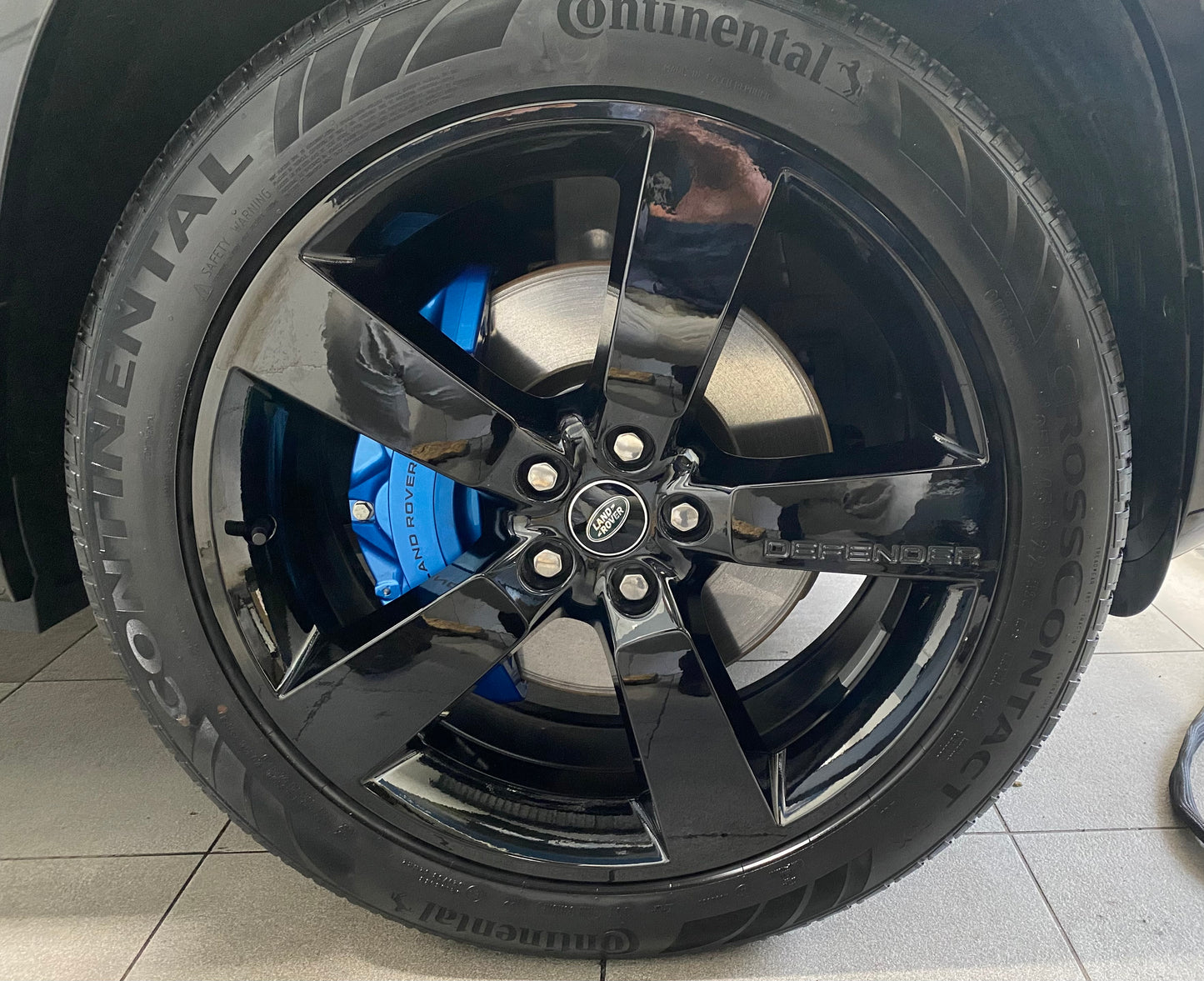 Remklauwen Land Rover Defender >MY2020 in kleur