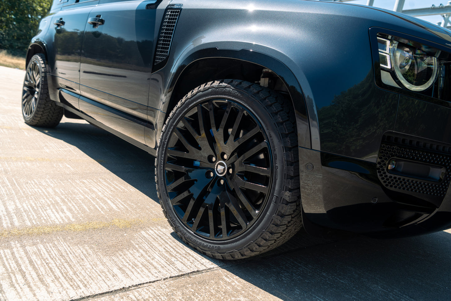 Velg Defender Heritage Customs 22" - Black Crow - glans zwart