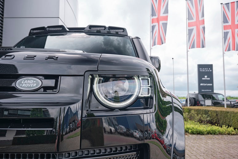 Defender Ledbar verstralers op dak