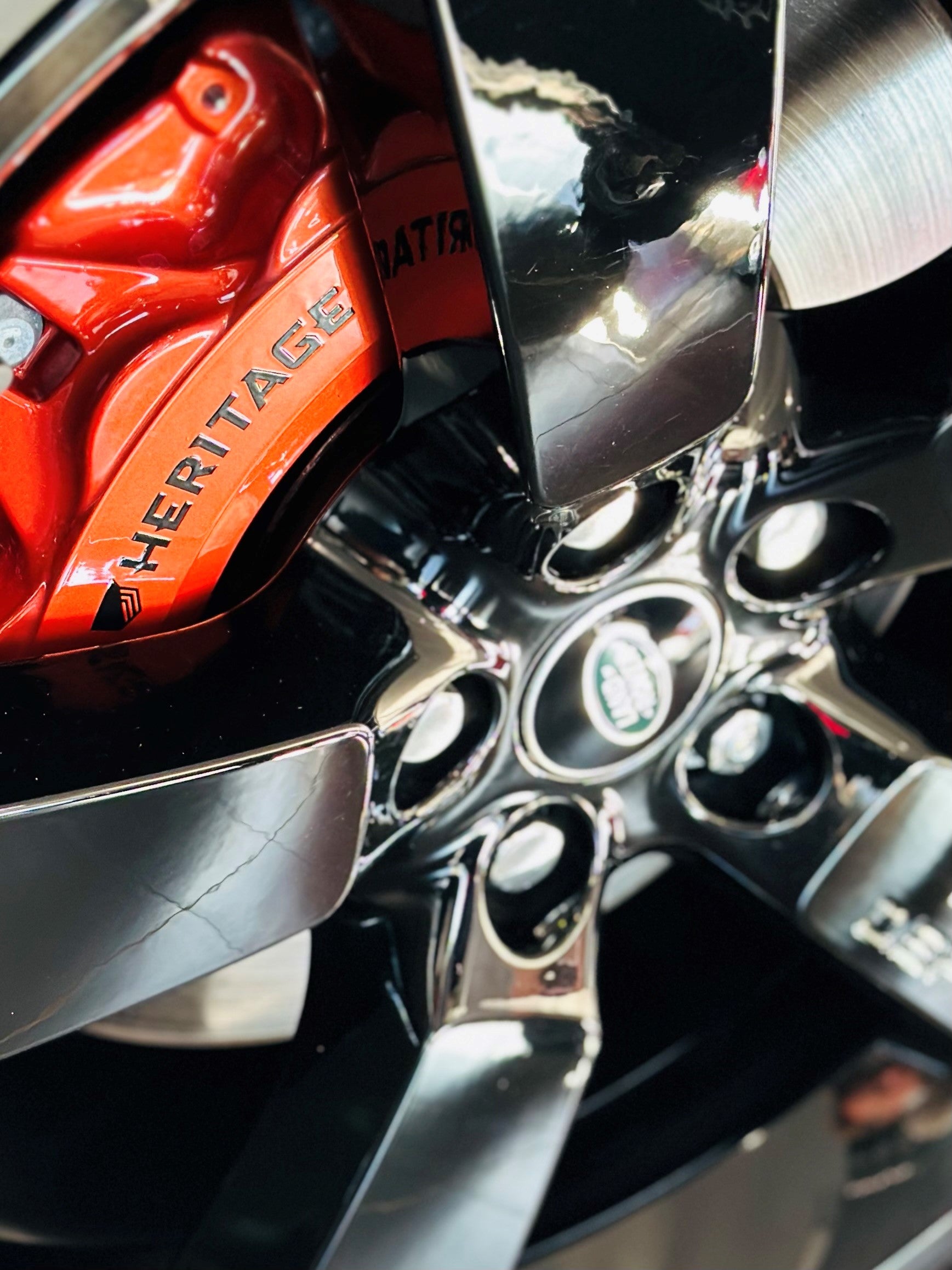 Remklauwen spuiten Land Rover Defender >MY2020