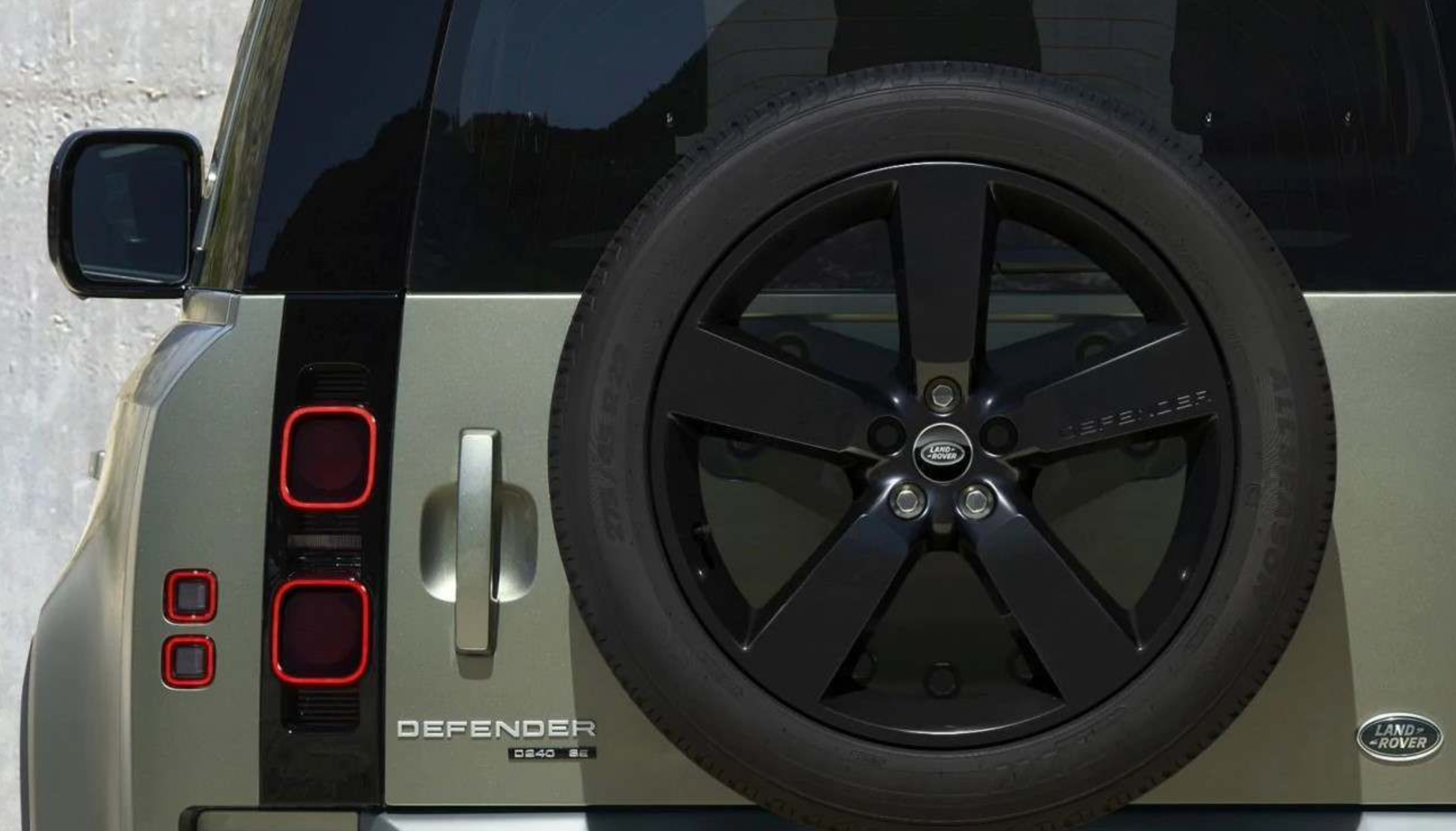 Originele Defender velgen met Continental banden 22" STYLE 5098